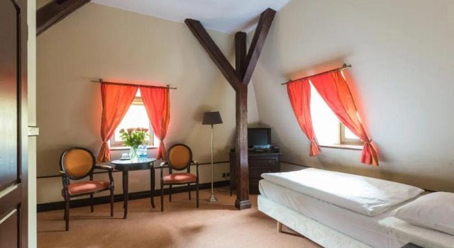 Hotel Fryderyk, Забронировать Отель Душники-Здруй Table Mountains, рядом с Бювет минеральной воды