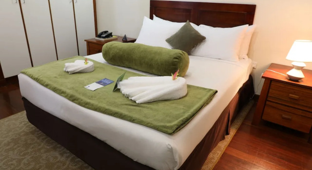Номер Standard c 1 комнатой с балконом Huon Gulf Hotel