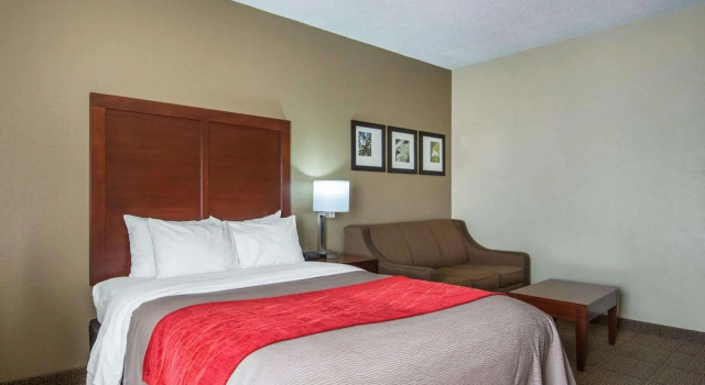 Четырёхместный люкс Grain Valley Inn - Kansas City