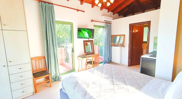 Люкс Okeanis Apartments & Suites Adults Only