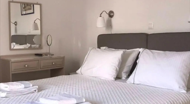 Студия Milos Apartments