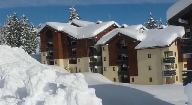 Combe BLANCHE 1202, Забронировать Отель Маниго Лыжный курорт на озере Анси, рядом с Горнолыжный подъемник Гран Лаке