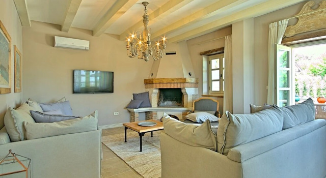 Plushy Villa in Ladici With Pool and Whirlpool, Buchen Sie Villa Prkacini Istrien