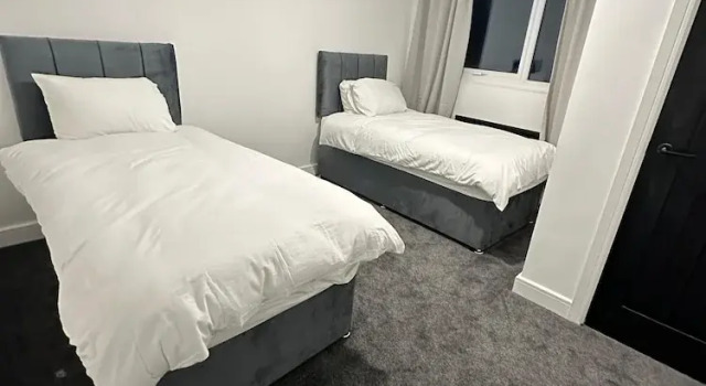 House-sleeps8-parking-garden, Забронировать Отель Отели Англии 3 звезды, 3*
