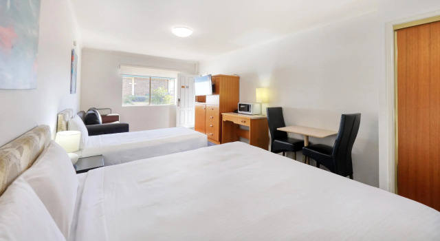 Трёхместный номер Deluxe Best Western Cattle City Motor Inn