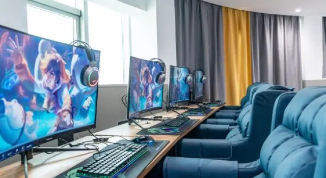 Cangzhou SOLO E-sports Hotel, Prenota Hotel Chuzhou 