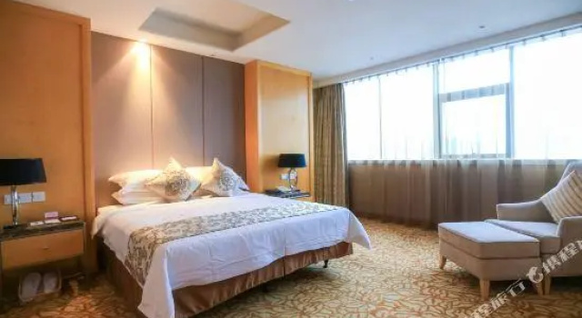 Двухместный номер Deluxe Ramada Plaza от Wyndham Chuzhou