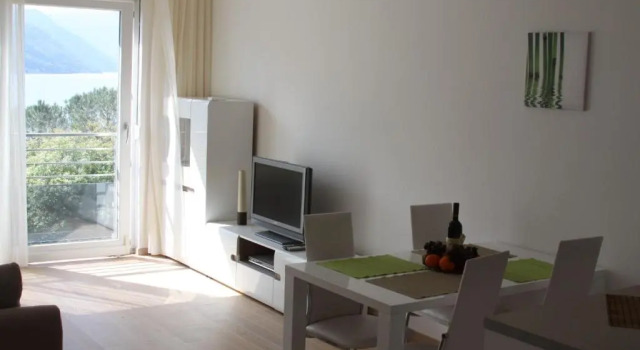 Apartment with Sea View, Book Lejlighed Hoteller i Kotor Riviera med parkering, Parkering
