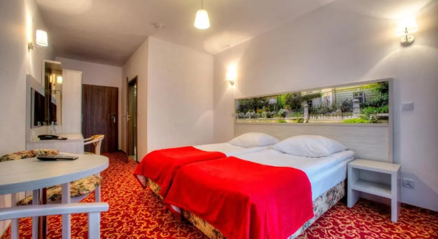 Hotel Łańcut, Book Hotel Lancut Podkarpackie