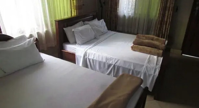 Mikumi Resort
