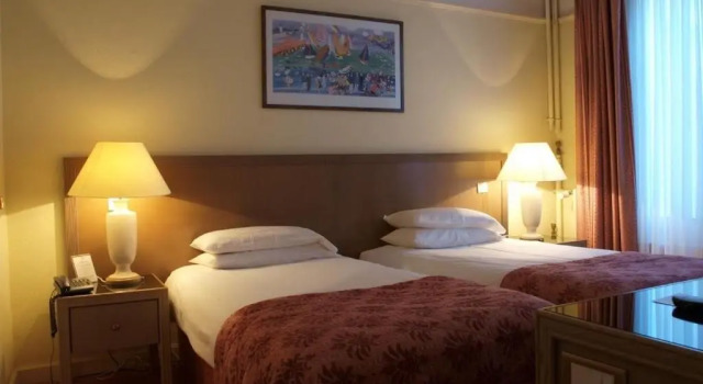 Двухместный номер Economy Hôtel Bristol