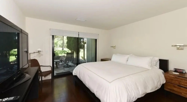 824 Oak Creek At Silverado 3 Bedroom Condo by RedAwning