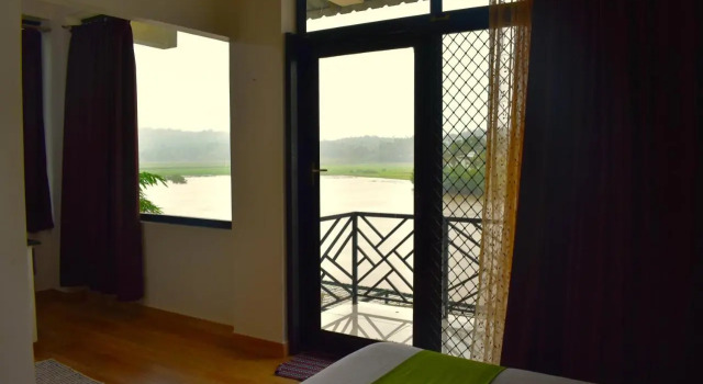 The Paddy Field Inn - Hostel
