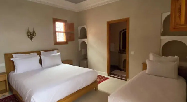 Camera Classica Riad Rose Mati
