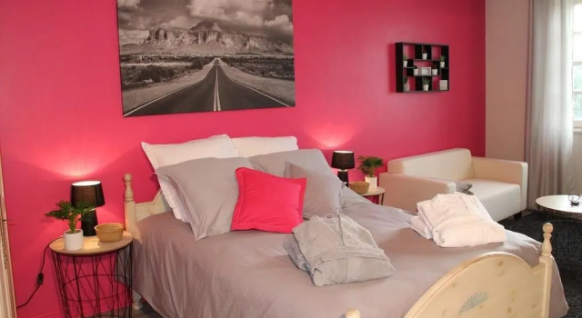 Au Petit Clos, Buchen Sie Hotel Saint-Symphorien-sur-Coise 