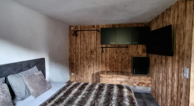 Ferienwohnung Tostner Burgblick, Book Hotel Hotels in Vorarlberg with Parking, Parking
