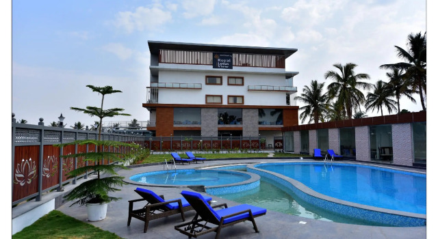 Люкс Royal Lotus View Resotel