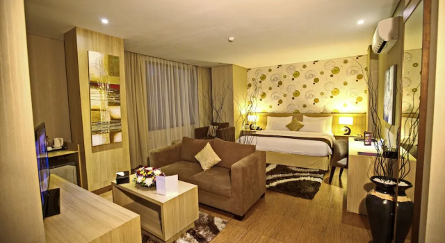 Люкс Royal Padjadjaran Suites Resort and Convention Hotel