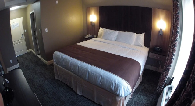 Номер Deluxe Aashram Hotel by Niagara River