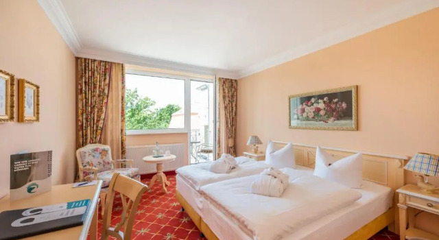 Двухместный номер Standard с балконом и с видом на город Rugard Thermal Strandhotel