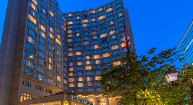 The Sutton Place Hotel Vancouver, Забронировать Отель Бизнес-отели Ванкувера, рядом с Yaletown Roundhouse Skytrain Station, 4* 5*