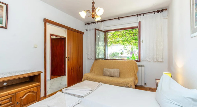 Beautiful apartment in Novi Vinodolski w/ 2 Bedrooms, Забронировать Апартаменты/квартира Нови-Винодолски Приморско-Горанская жупания