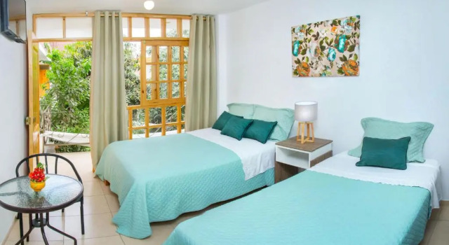 Standard Twin room El Huerto Hostel