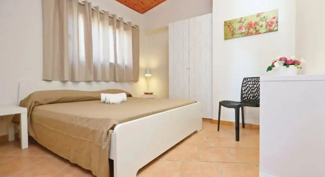 Dune Giardino With 3 Bedrooms and 1 Bathrooms, Book Villa Scicli Noto Valley
