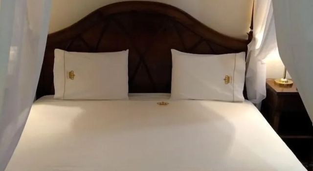 Полулюкс Hotel Ibn-Arrik