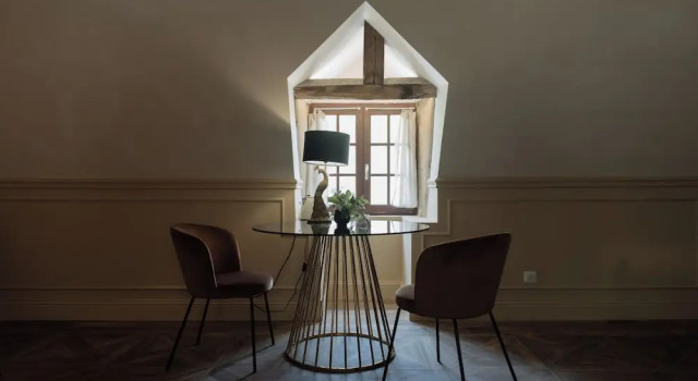 Grandiose suite Manoir de Laroque Delprat