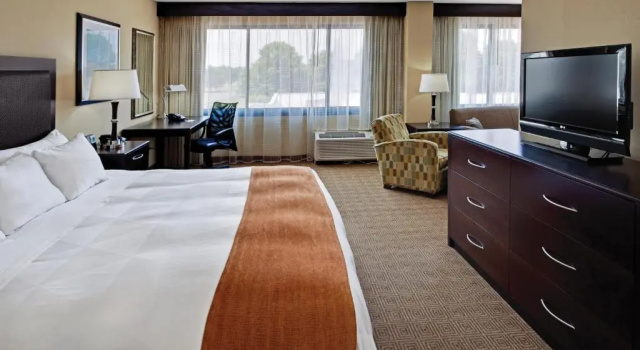 Люкс Radisson Hotel Freehold