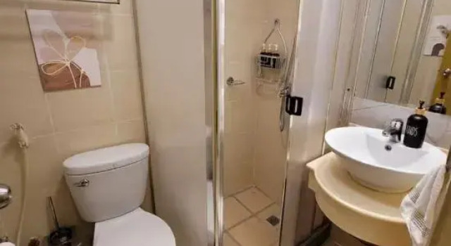 Stunning Suite 10 Steps from Eastwood Mall, Rezervovat Hotel Quezon City 