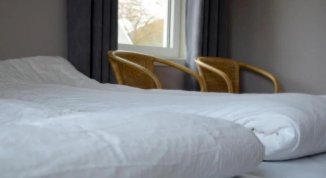 Sentrum Hotel, Book Hotel Hoteller i Eid med parkering, Parkering