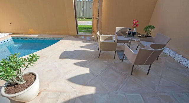 Коттедж Luxurious 3BR Townhouse with Maid's & Private Pool in Palm Jumeirah