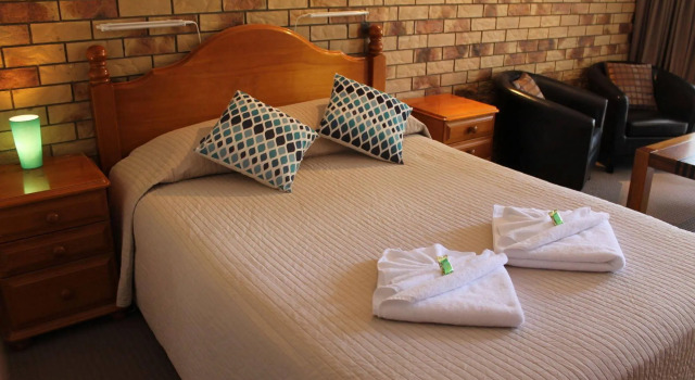 Beachmere Palms Motel