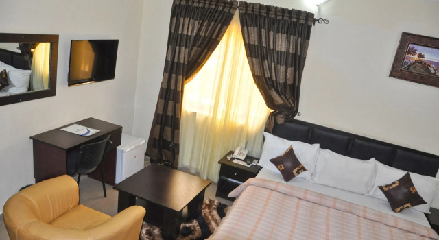 Western Dreams Hotel, Rezervasyon Otel Jabi AbujaMun