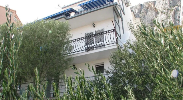 Apartments Sladojevic, Rezerwuj Apartament Hotele w Split-Dalmatia County z parkingiem, Parking