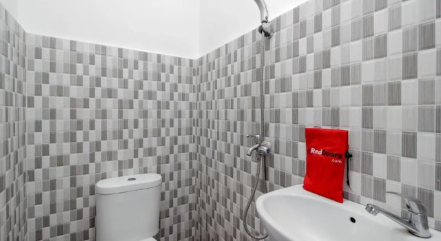 Двухместный номер Standard RedDoorz near Sam Ratulangi Airport Manado