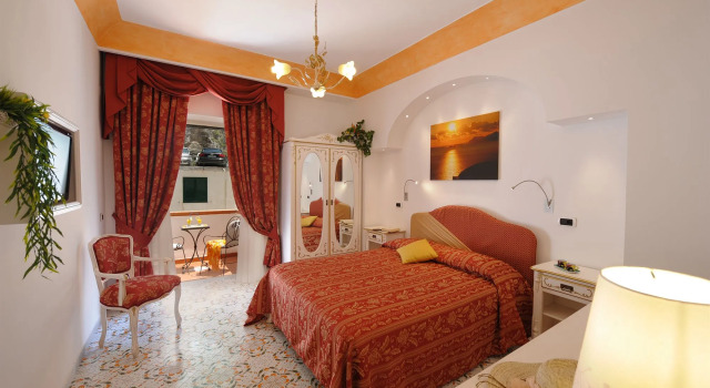 Hotel La Conchiglia, Book Hotel Praiano Amalfi Coast