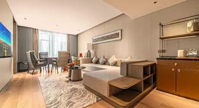 Люкс Longhai Silk Road Holiday Hotel