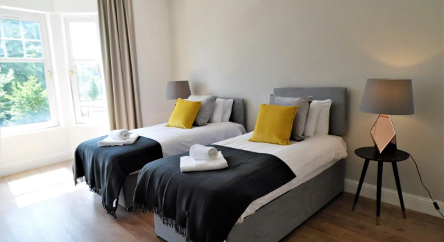 Langlands House - Glasgow, Забронировать Отель Отели Glasgow & The Clyde Valley с парковкой, Парковка