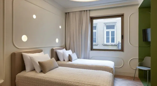 DWELL - Elegant City Stay, Забронировать Апартаменты/квартира Афины Острова Саронического залива - Аттика, рядом с Греческий православный собор Метрополис