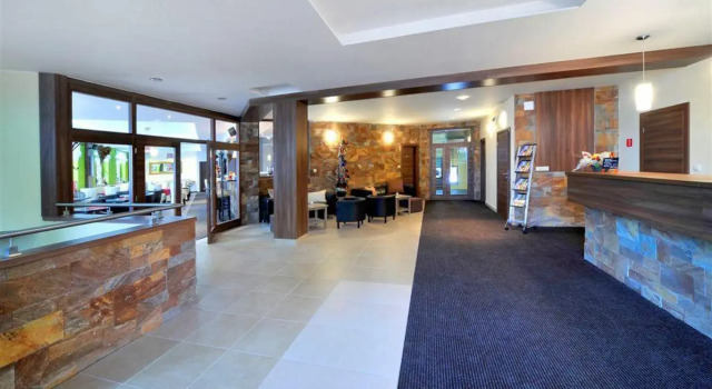 Apartmán 44, Забронировать Отель Отели Банскобистрицкий-край с парковкой, Парковка