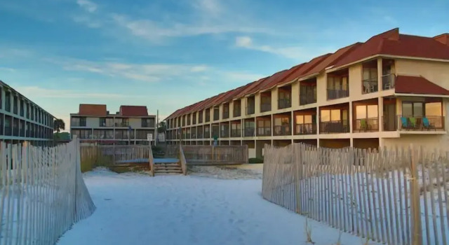 Gulfside Townhome 13 2 Bedroom Townhouse by RedAwning