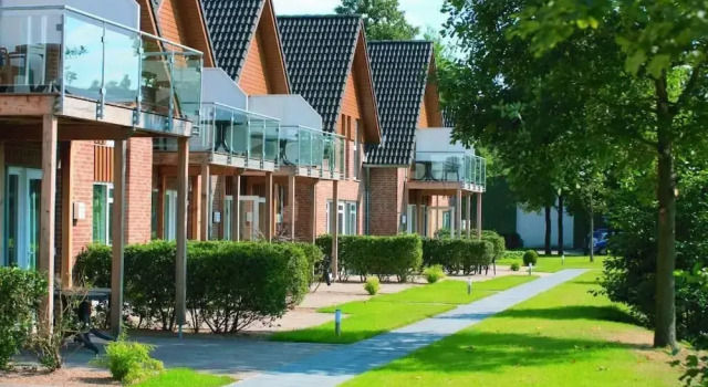 Eurostrand Resort Lüneburger Heide, Забронировать Курортный отель Отели Люнебургская пустоши с питанием, Пансион
