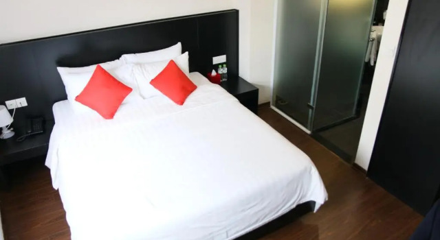 Номер Superior AncyrA TamTam Hotel Center Old Quarter - Next to Hoan Kiem Lake