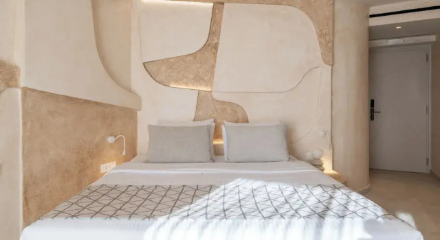 Полулюкс с балконом Heyday Luxury Suites