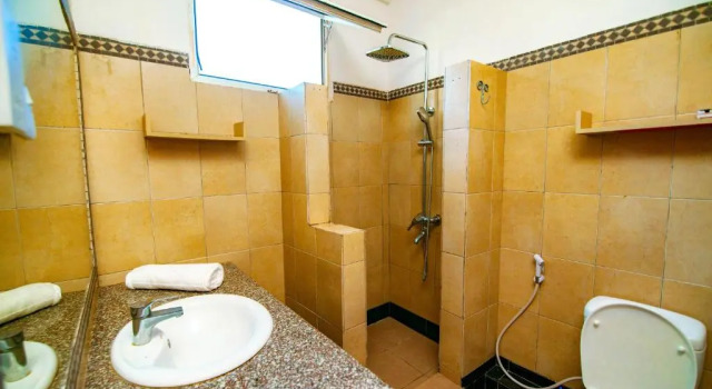 Suite 2 Schlafzimmer Dafina Residence