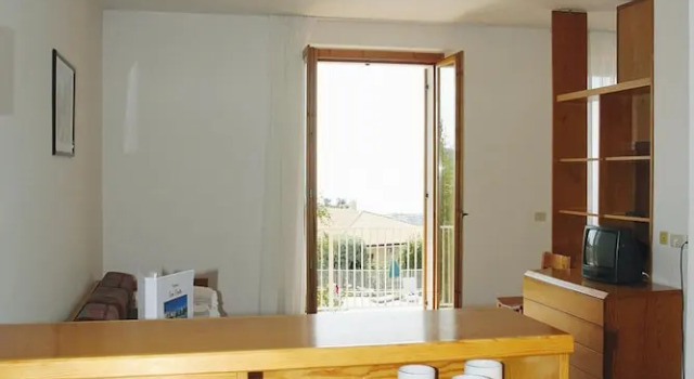 Апартаменты Apartment in Costemano With Pool
