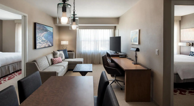 Residence Inn Santa Barbara Goleta, 预订 酒店 Goleta 圣巴巴拉
